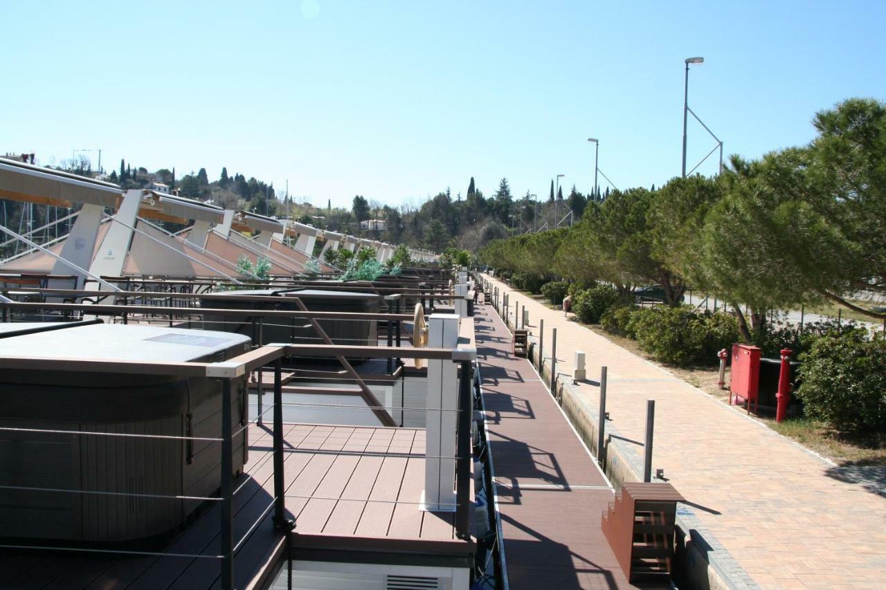 Floating House Marina Royal Villa Portoroz Exterior photo