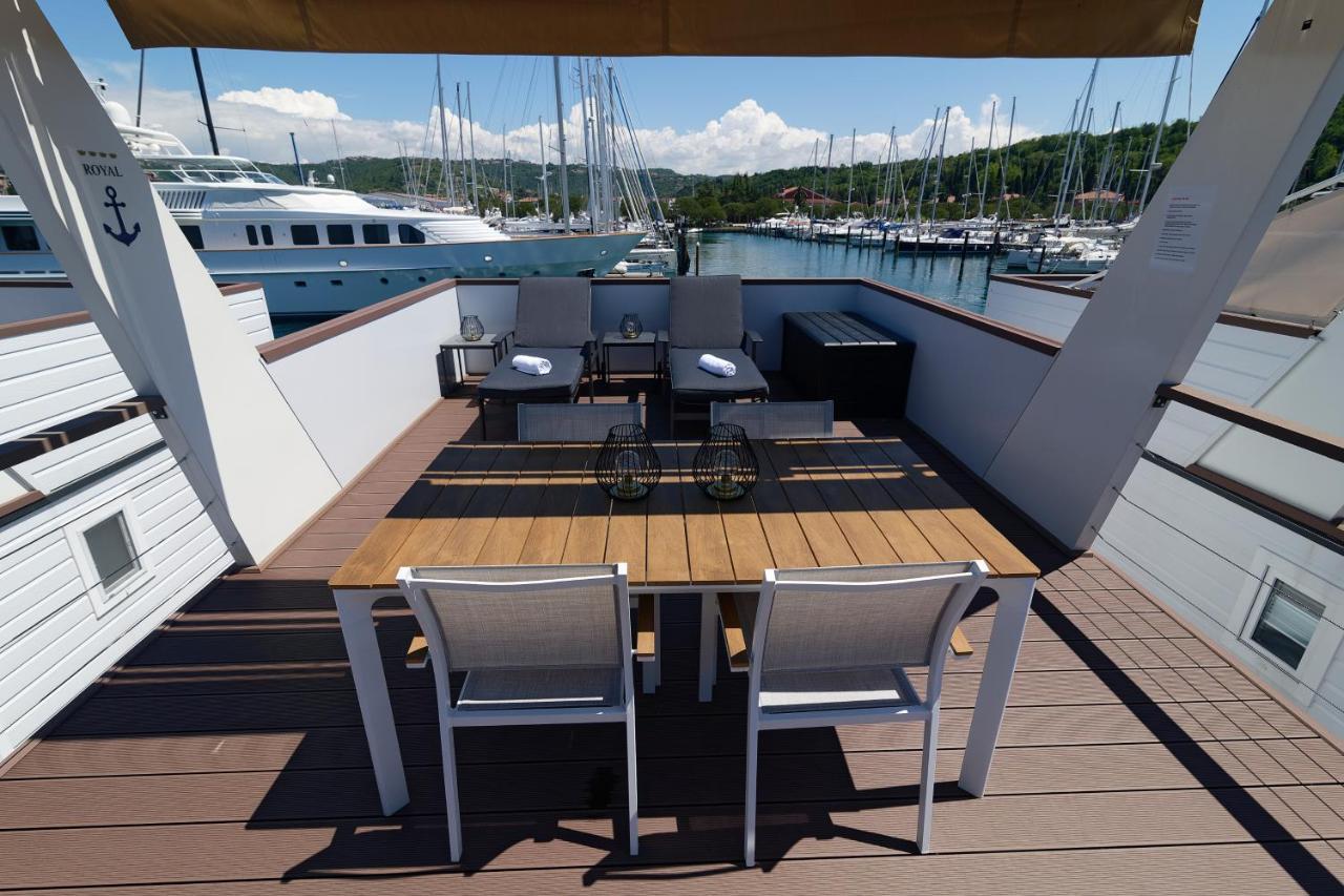 Floating House Marina Royal Villa Portoroz Exterior photo